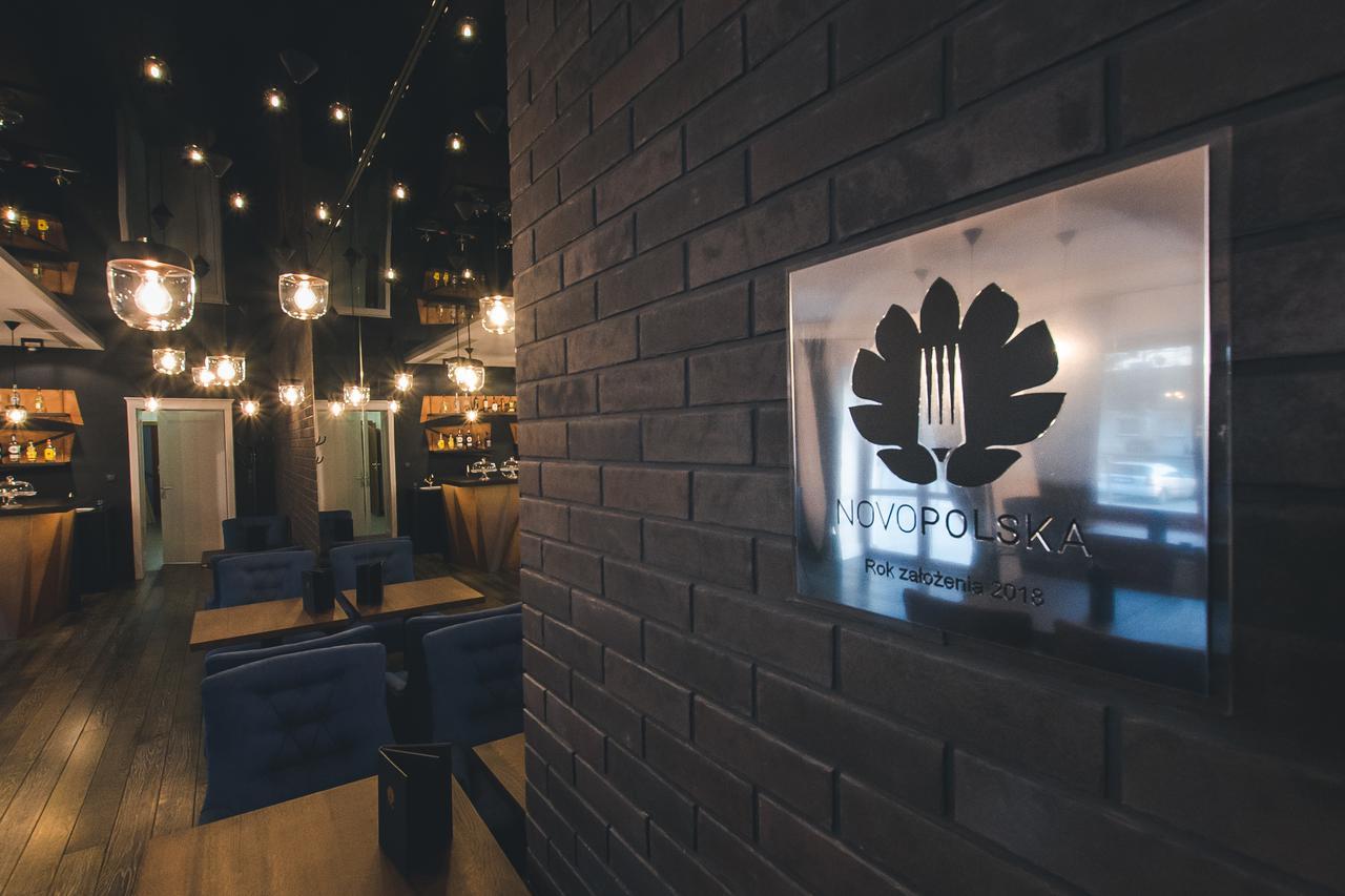 Novopolska - Hotel I Restauracja Kościan Buitenkant foto