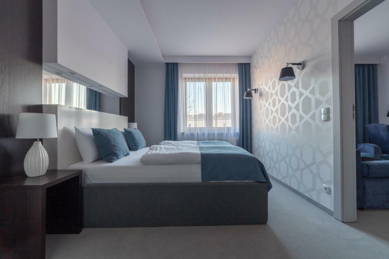 Novopolska - Hotel I Restauracja Kościan Buitenkant foto